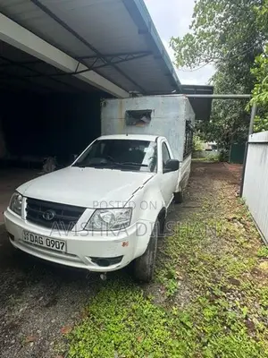 Tata Xenon 2018