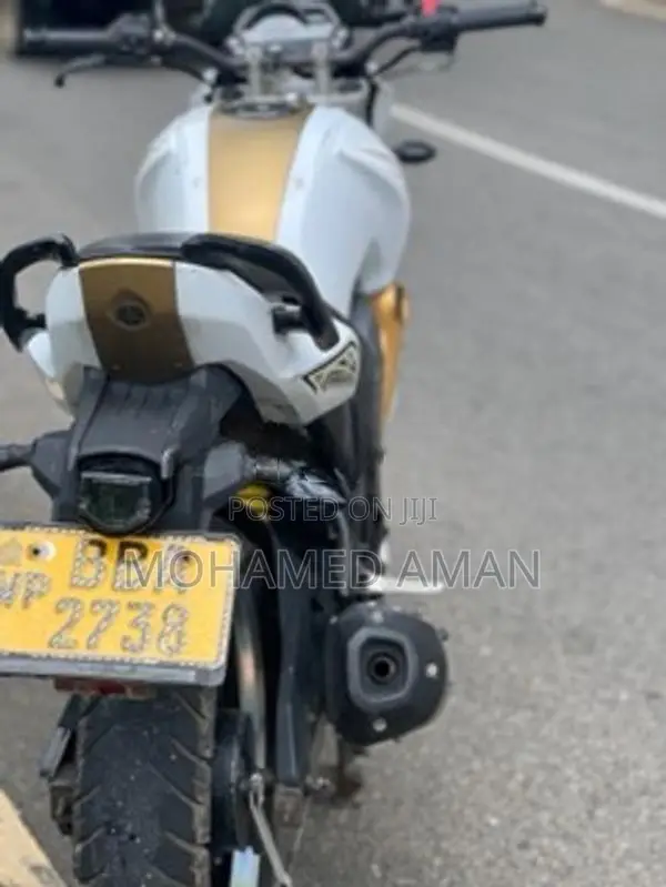 Yamaha FZ S 2014