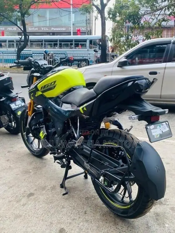 Hero Hunk 160R 2026