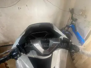 Honda PCX160 2025