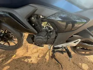 Yamaha Fzs V4 2025