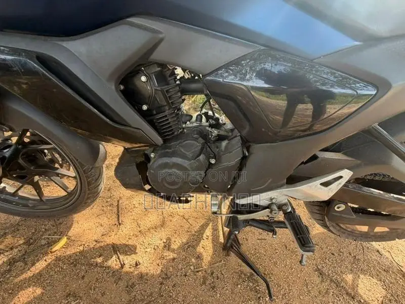 Yamaha Fzs V4 2025
