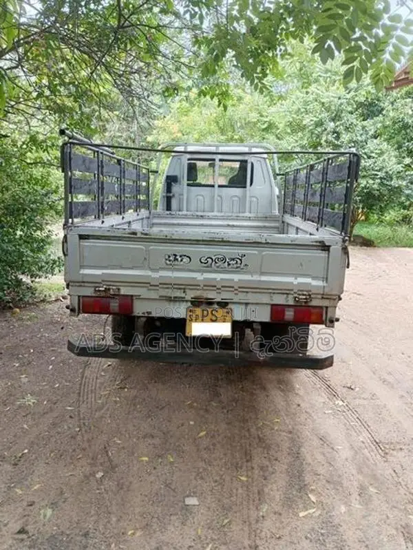 Foton BJ1028 2012