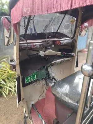 Bajaj RE 1998