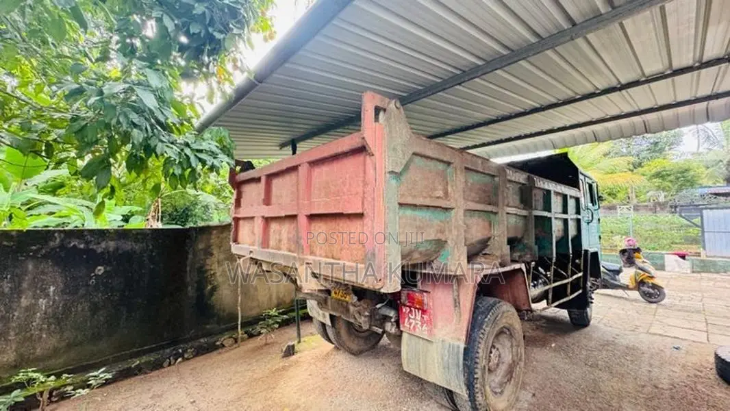 Ashok Leyland Comet Trim 2005