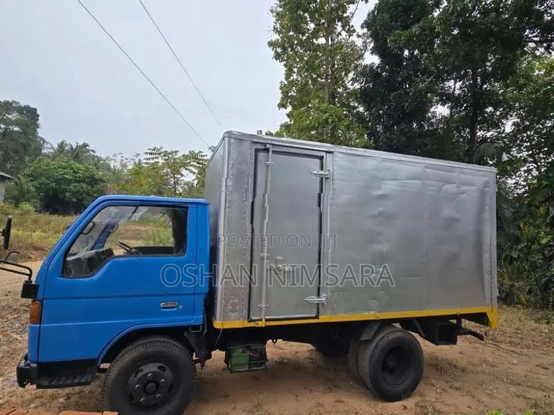 Mazda Titan Wolat 1992