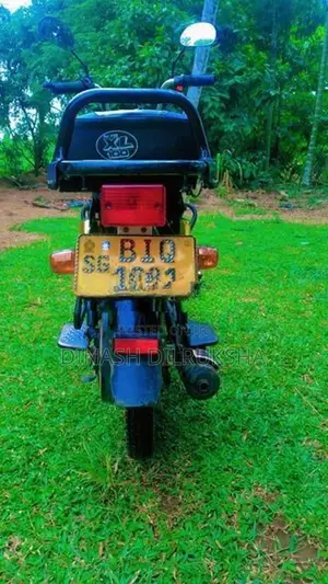 TVS XL 100 2020