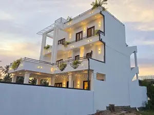 Brand New 8 Bed Rooms House for Sale in Negombo