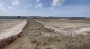 Puttalam : 10 Acer prawn Farm for Sale at Madurankuliya