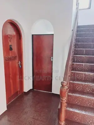 Battaramulla, 2 Story Unfurnished A/C Large house For Rent (MG1208)