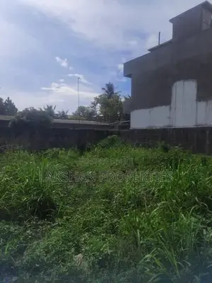 Land For Sale In Boralesgamuwa Pirivena Road