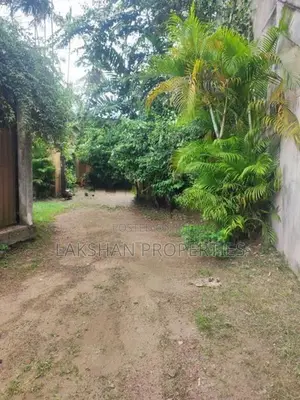 Land For Sale In Boralesgamuwa