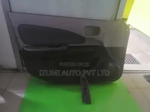 Nissan Y11 Front Left Door Upholsrty With shutter switch