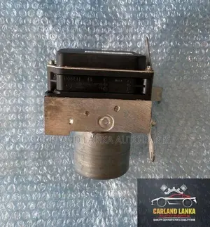 BMW X1 E84 xDrive (2011) - ABS Pump