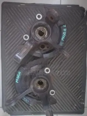 Daihatsu Mira L700 Front Hub Set