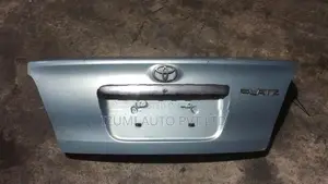 Toyota Platz Dicky Door