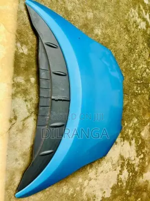 Nissan Leaf AZEO-Bonnet