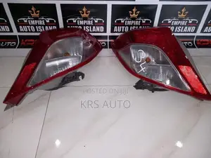 Toyota Vitz KSP 130 -Jewela Tail Light