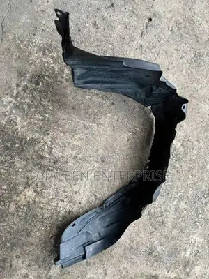 Toyota Platz Right Side Inner Guard