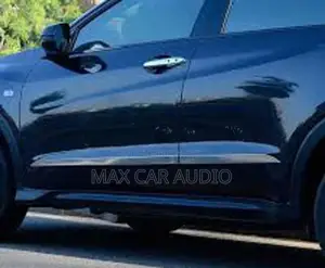 Honda Vezel Door Body Side Molding