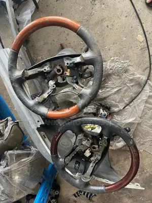 Mitsubishi Montero Teak Steering Wheel
