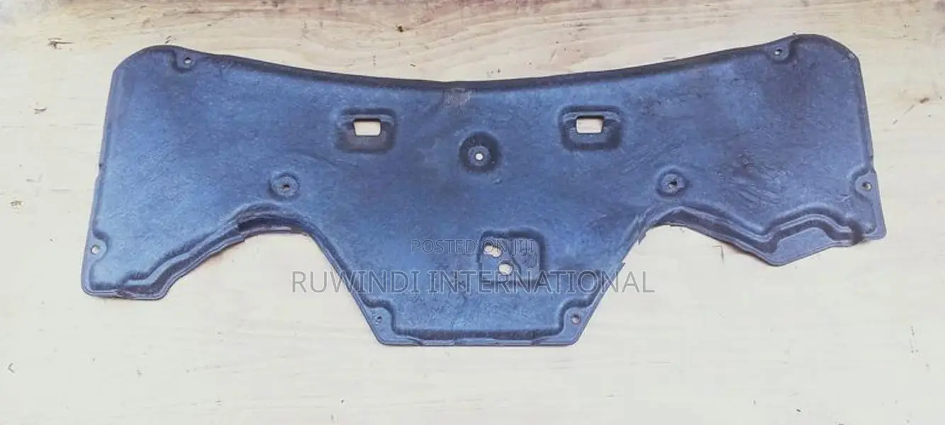 NISSSAN X TRAIL NT31 BONNET PAD / INSULATION