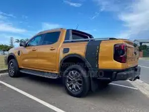 FORD RANGER Car Panel T7