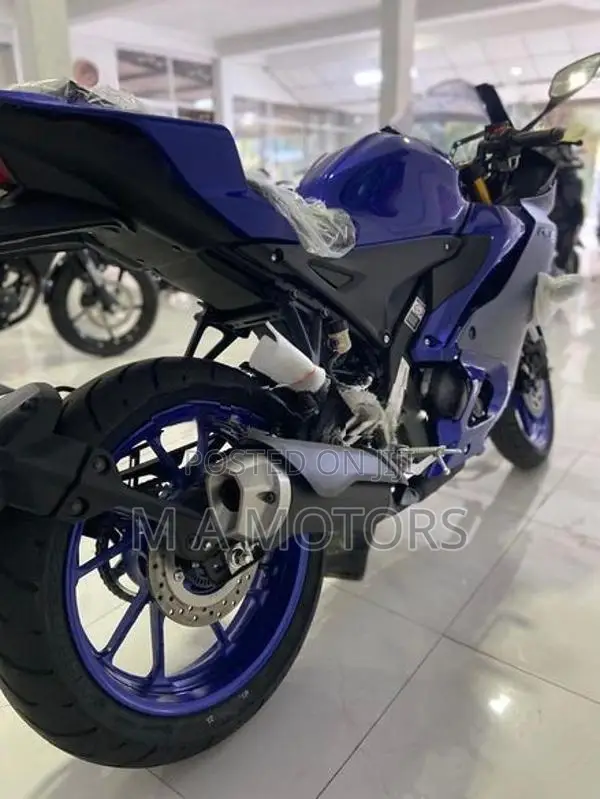 Yamaha R15 V4 2025