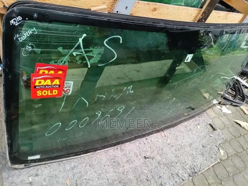 KDH Windscreen