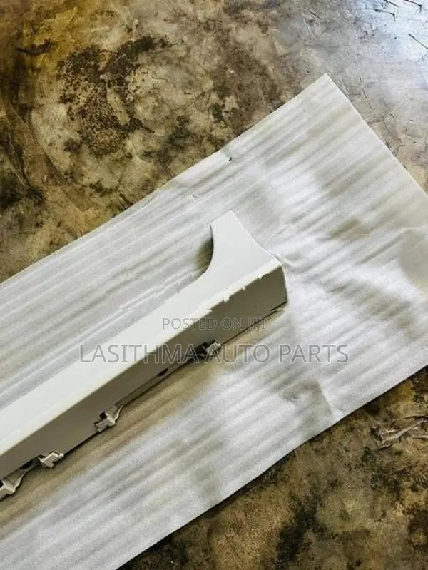 Suzuki 55 Wagon R Side Balance Bar