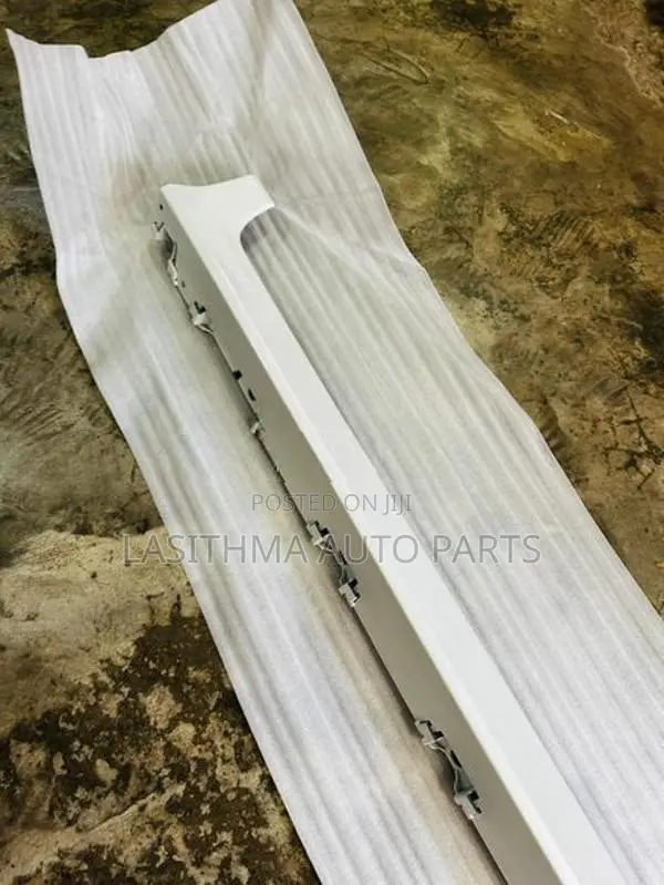 Suzuki 55 Wagon R Side Balance Bar