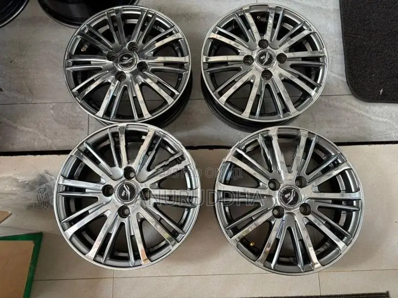 14” Alloy Wheels