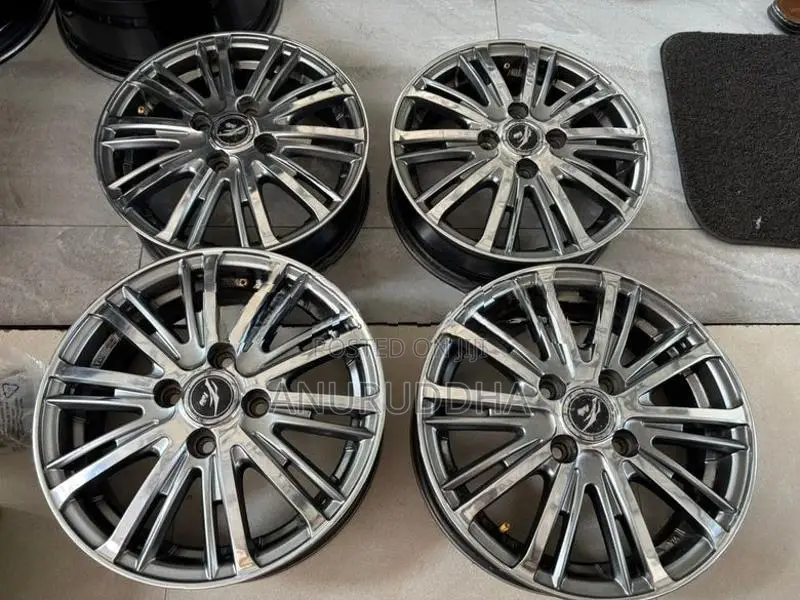 14” Alloy Wheels