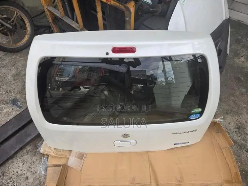Suzuki MH55S Wagon R FX Dicky Door