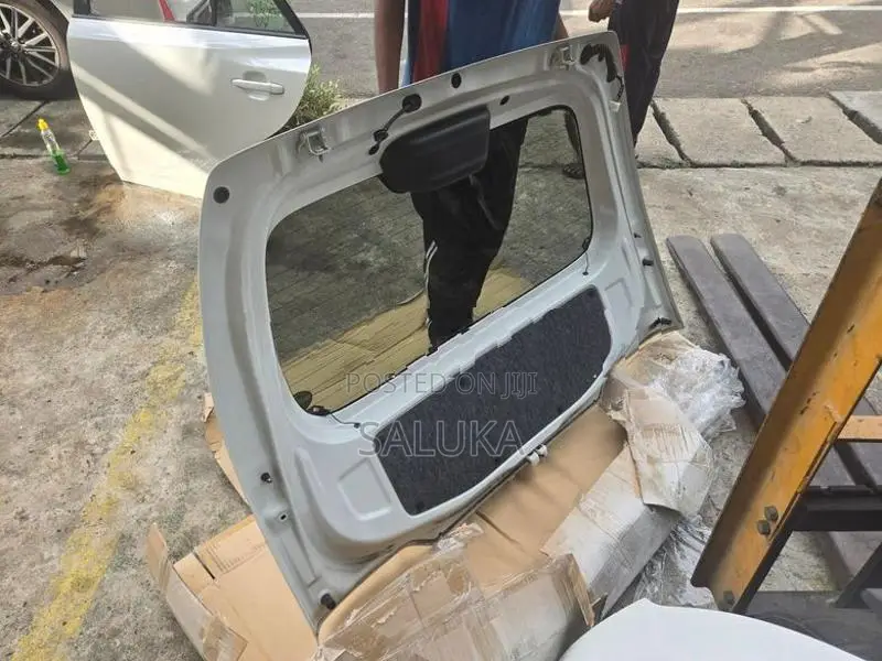 Suzuki MH55S Wagon R FX Dicky Door