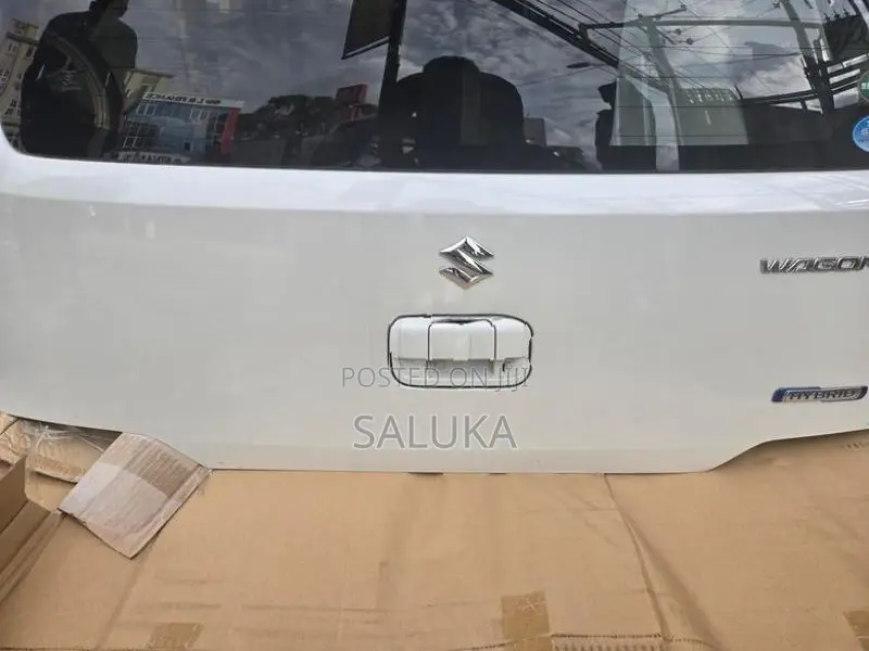 Suzuki MH55S Wagon R FX Dicky Door