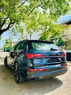Audi Q7 S Line Quattro 2025