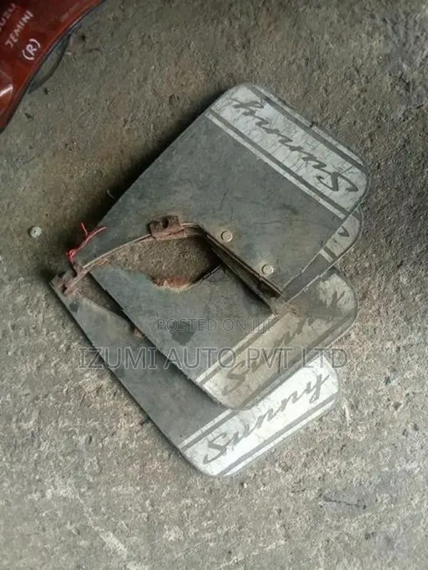 Nissan Sunny (FB 13/14) mud falp set