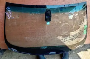 BMW 320i Windscreen