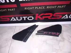 Toyota Passo KGC 10 Fender