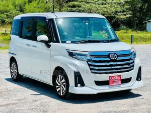 Toyota Roomy G Custom 2024