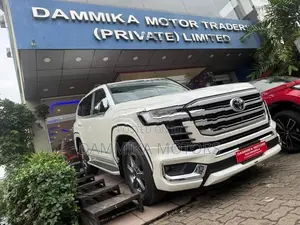 Toyota Land Cruiser Sahara 2025 FACELIFT DIESEL