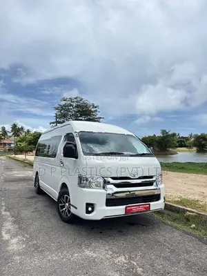 Toyota Hiace High Roof 2026