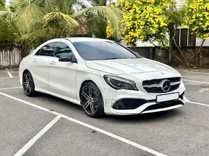Mercedes Benz CLA 180 2016