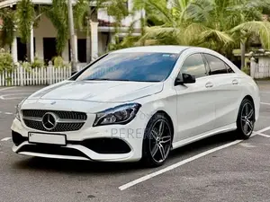 Mercedes Benz CLA 180 2016