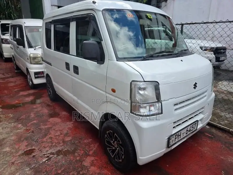 Suzuki Every 2013