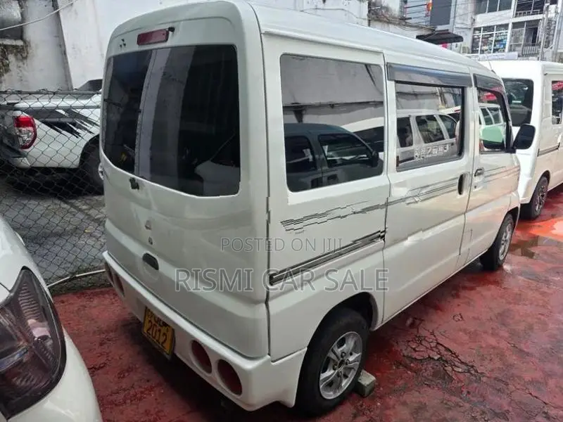 Mitsubishi Minicab 2000
