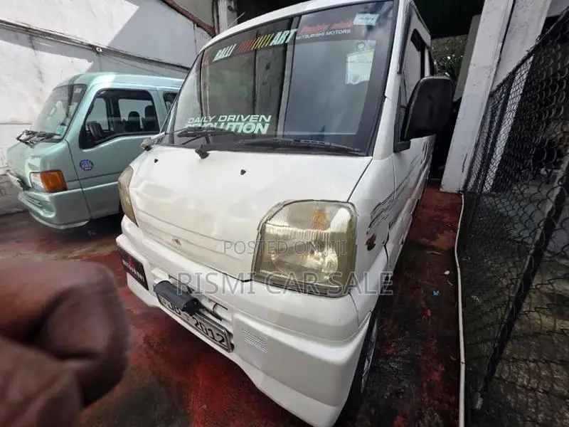 Mitsubishi Minicab 2000