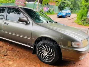 Nissan Sunny FB14 Super Saloon 1996