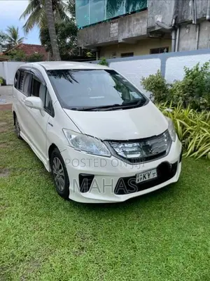 Honda Freed Gp3 Navipreme 2012
